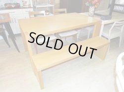 画像2: 重厚感のあるダイニングテーブル4点セット 食卓テーブル ベンチ椅子　大きさ 幅140×奥行85×高さ75cm 　TA-015