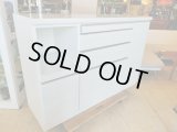 美品【愛知・配送可】松田家具 キッチンカウンター キュロス 幅140.5cmx奥行48.5cm×高さ95cm 引出し ソフトクローズ機能 スライドテーブル K-065