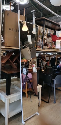 画像1: 【愛知近郊・配送可】突っ張り式ミラー 高さ約203〜286cm×幅40cm 姿見 全身鏡 ホワイト 薄型 スリム 省スペース