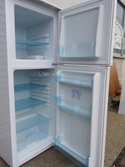 画像2: 12【愛知近郊・自社配送可】アビテラックス　138L　冷蔵庫　2019年  AR-143E
