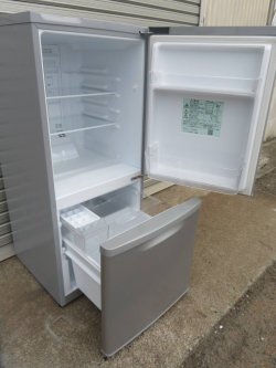 画像2: 31【愛知近郊・自社配送可】パナソニック　138L　冷蔵庫　2018年　NR-B14AW-S