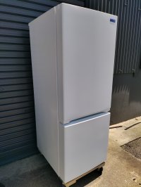 128【愛知近郊・配送可】2020年製 ヤマダセレクト 冷凍冷蔵庫 156L 耐熱トップテーブル ガラス棚 右開き 2ドア YRZ-F15G1