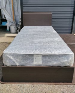 画像2: 【愛知近郊・配送可】ニトリ ベッド シングル カイト 幅97.5cm×長さ210cm×高さ90 マットレス 浅型引き出し コンセント付 
