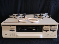 画像1: 32美品【愛知】定価86,900円 2024年製 リンナイ 都市ガス ガスコンロ ホース付 幅59cm 水無片面焼 左強火 ガステーブル RT66WH7RA-CWL
