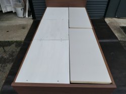 画像15: 【愛知近郊・配送可】ニトリ ベッド シングル 幅97.5cm×長さ206cm×高さ85 マットレス 引き出し収納 コンセント付 ミドルブラウン