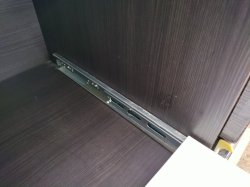 画像15:  【愛知近郊・配送可】定価129,900円 ニトリ 食器棚 キッチンボード ポスティア スライド扉 コンセント付 高さ206cm×幅120.5cm×奥行50cm