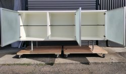 画像4: 【愛知近郊・配送可】サイドボード ガラス扉 幅185.5cm×奥行50.5cm×高さ87.5cm ホワイト スタイリッシュ 飾り棚 リビングボード