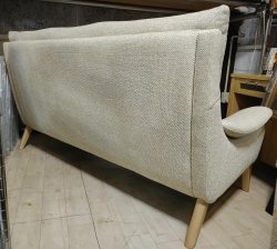 画像4: 美品【愛知近郊・配送可】参考価格239,800円 アサヒ 3人掛け 布製ソファー Roca ロカ ハイバック 硬めシート 幅181cm×奥行86cm×高さ95cm