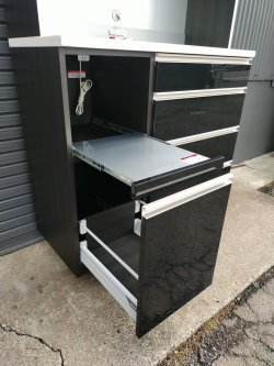 画像6: 【愛知近郊・配送可】参考価格237,952円 高橋木工所 食器棚 キッチンボード スライド扉 コンセント付 高さ210.5cm×幅110.5cm×奥行51cm