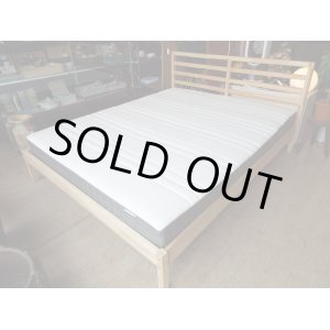 画像: イケア　クイーンサイズ ベッド３点セット サイズ幅168×長さ209×高さ92cm