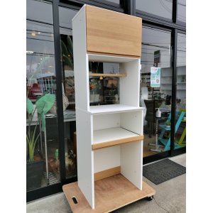 画像: 【愛知近郊・配送可】定価76,000円 モモナチュラル MOMO NATURAL 食器棚 ホルム(HOLM)カップボード 幅約61cm オーク キッチン収納