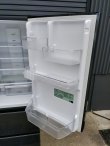 画像4: 美品125【愛知近郊・配送可】自動製氷機能 2022年製 日立 冷凍冷蔵庫 315L 真ん中野菜 右開き 3ドア ブリリアントブラック R-V32RV(K)