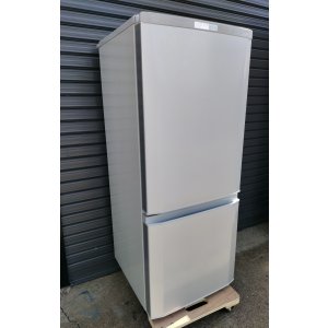 画像: 132【愛知近郊・配送可】三菱 冷凍冷蔵庫 146L 耐熱トップテーブル ファン式自動霜取 2ドア シルバー MR-P15D-S 2019年製