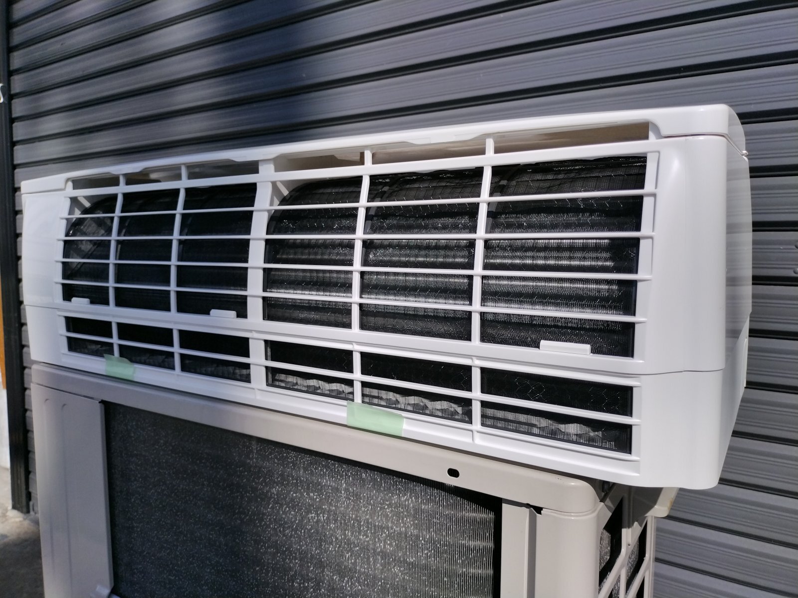 画像4: 314 美品・禁煙【愛知近郊・取付・配送可】2023年製 シャープ 〜9畳 エアコン プラズマクラスター搭載 除菌機能 2.2kW100V AY-R22N-W