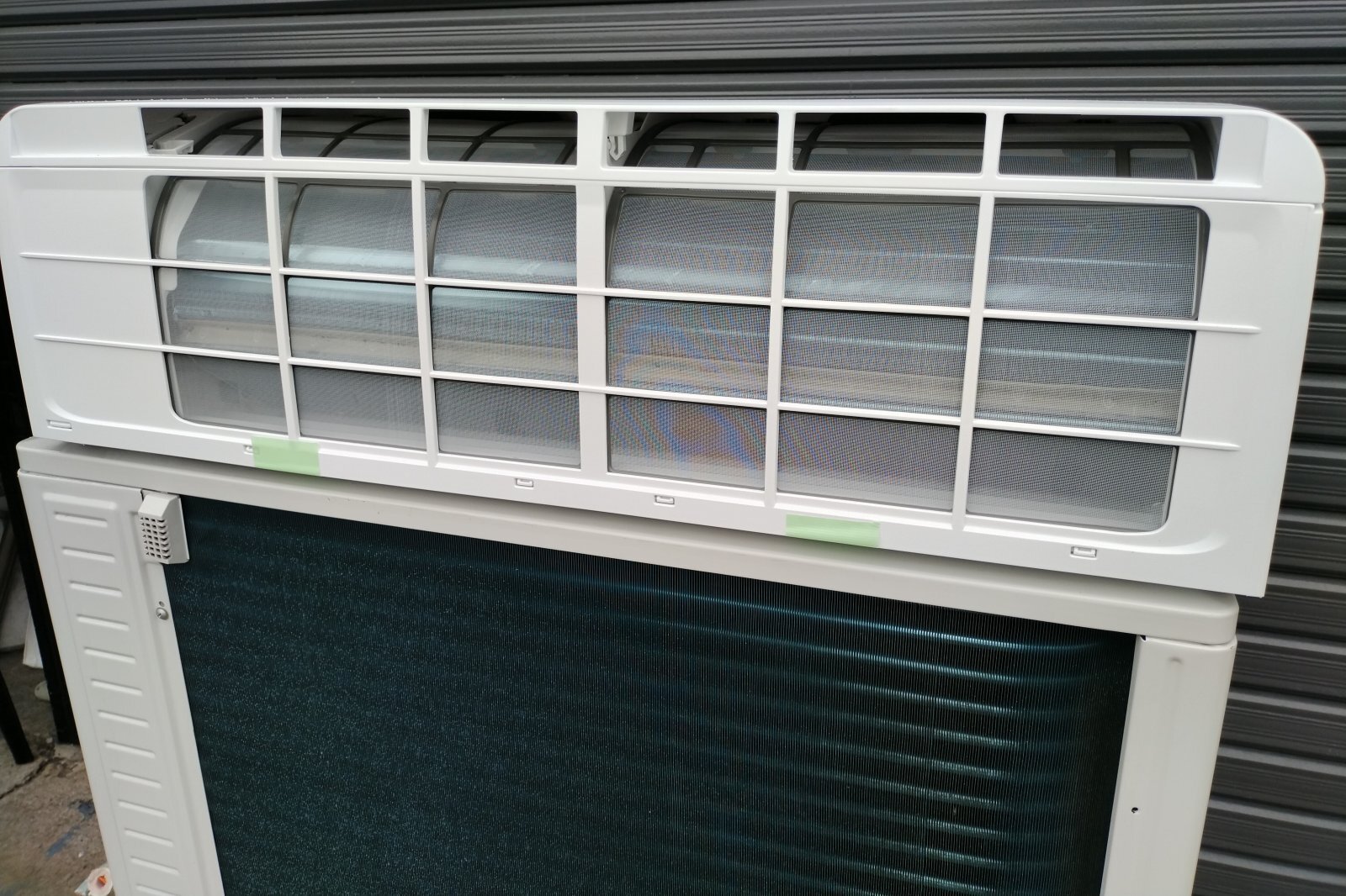 画像5: 316美品・ 禁煙【愛知近郊・取付・配送可】2023年製 ハイセンス 〜17畳 エアコン どっちも解凍洗浄 はっ水フィルター 4.0kW 200V HA-S40F2-W